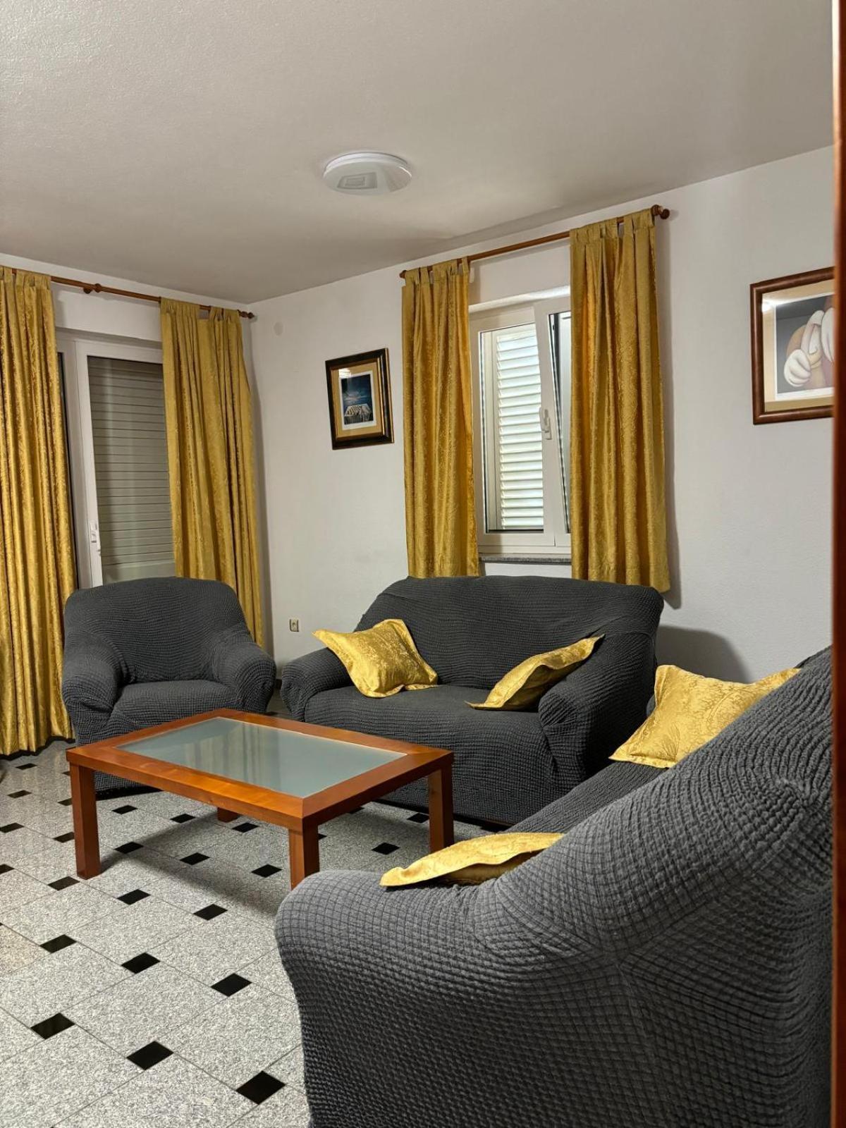 Apartments Sulekic 스베티필립아이자코브 외부 사진