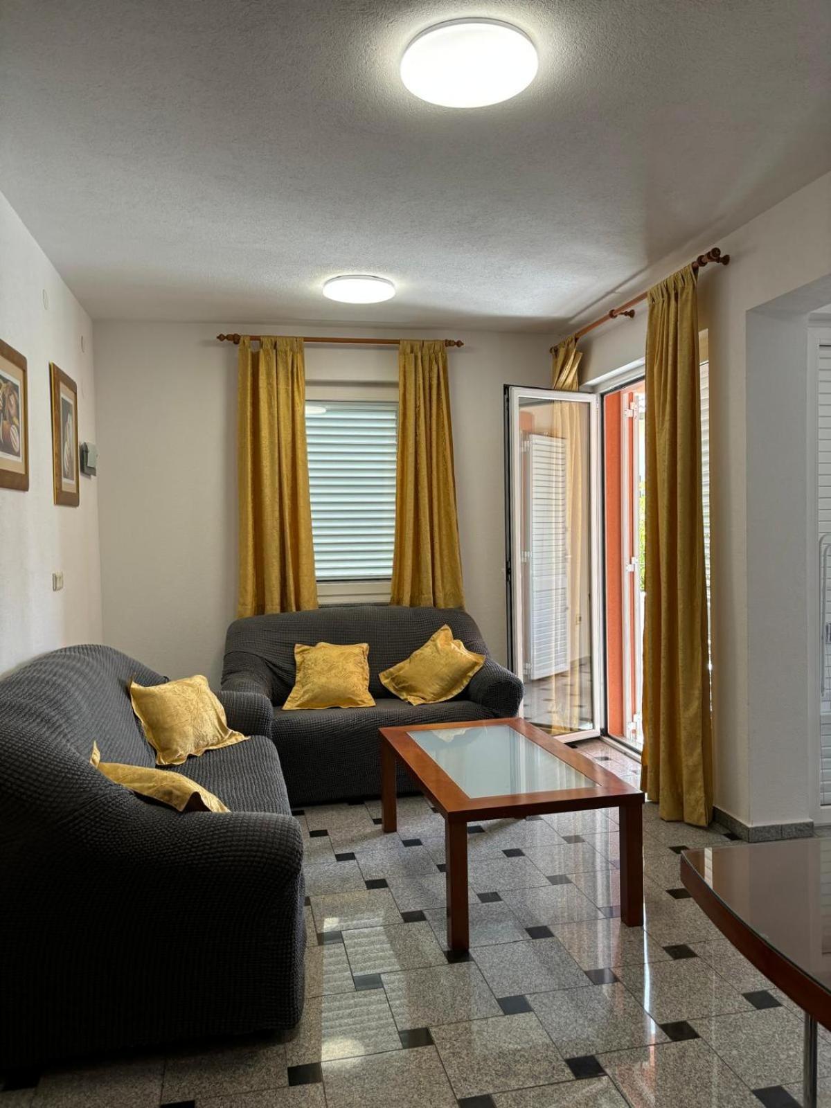 Apartments Sulekic 스베티필립아이자코브 외부 사진