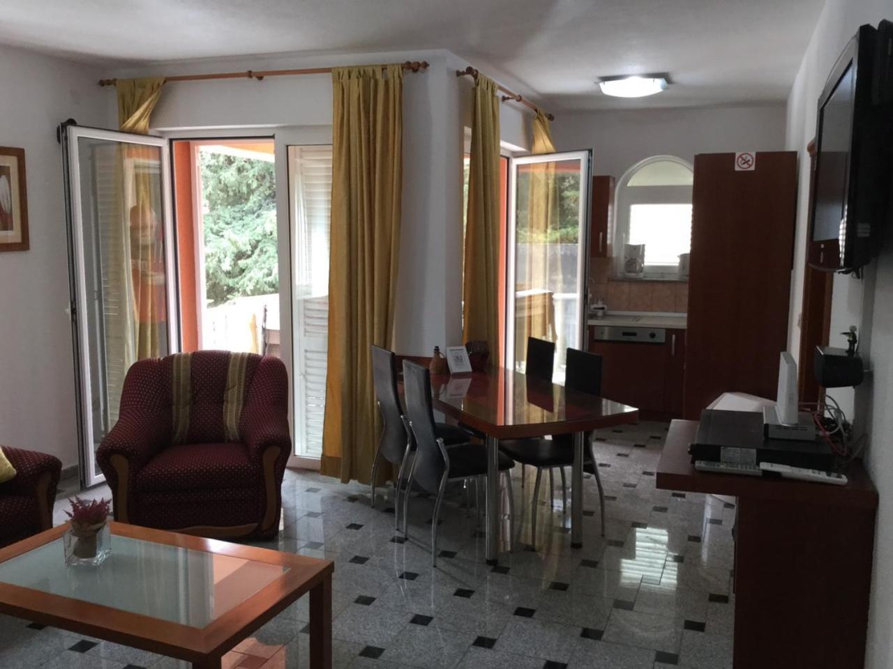 Apartments Sulekic 스베티필립아이자코브 외부 사진